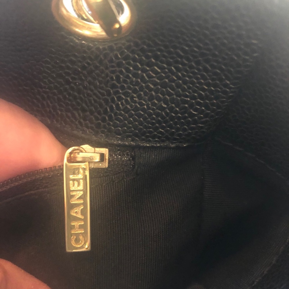 Chanel Petit Shopping Tote - Picture 10 of 11
